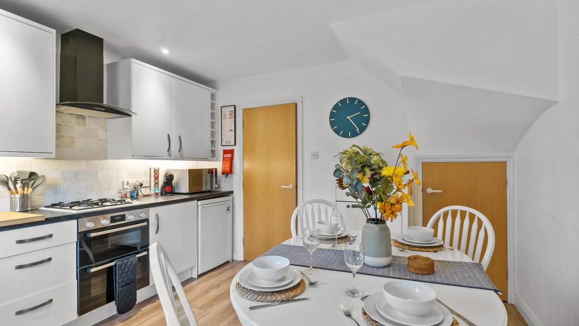 Apartment Free Parking Near Shelly Beach Holiday Home Exeter